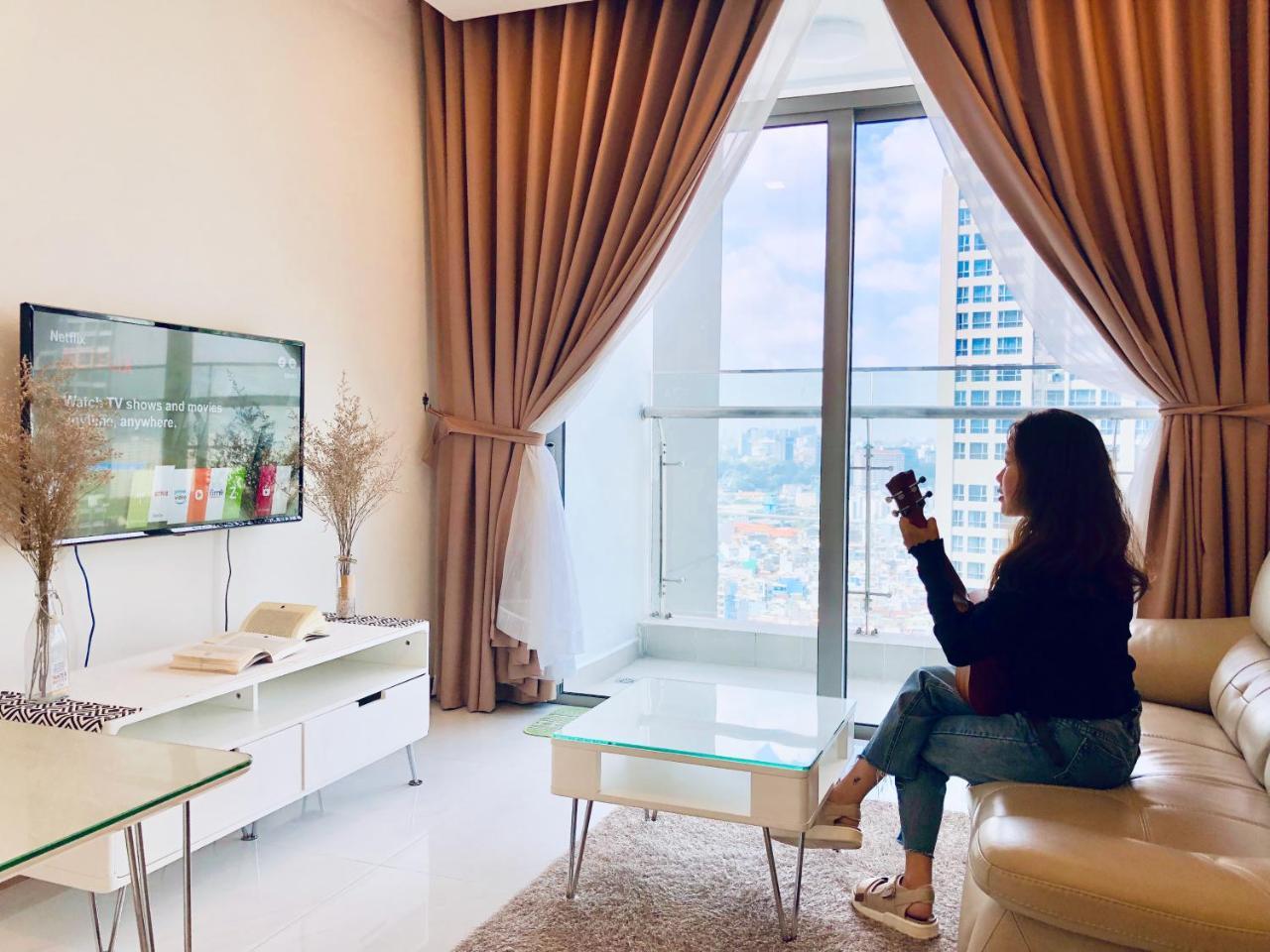 Travelaholic'S Homestay مدينة هوشي منه المظهر الخارجي الصورة